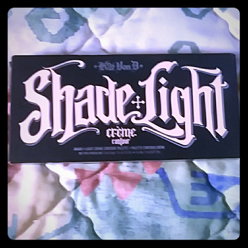Kat von d shade an light